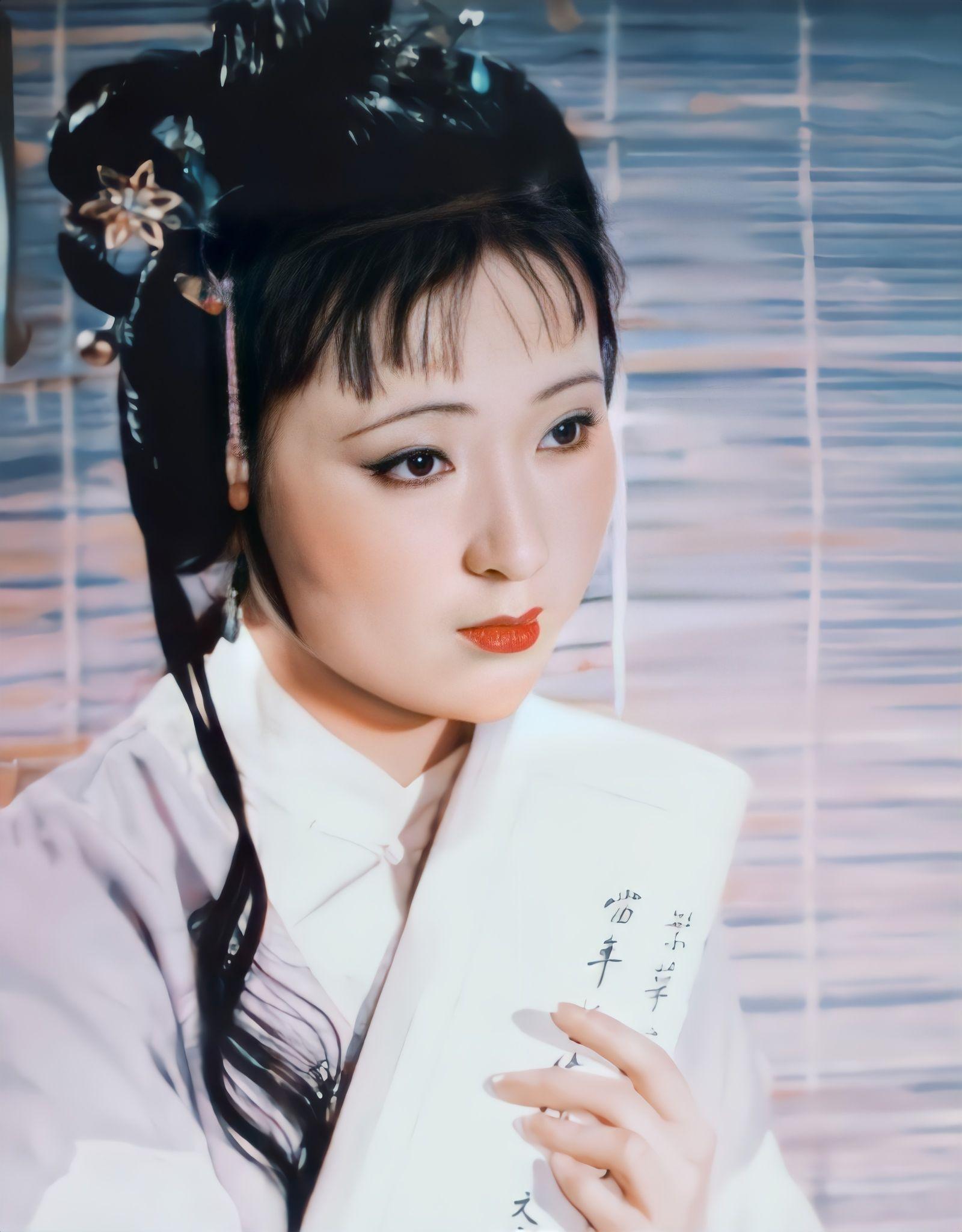 有没有87版林黛玉的高清壁纸可以分享