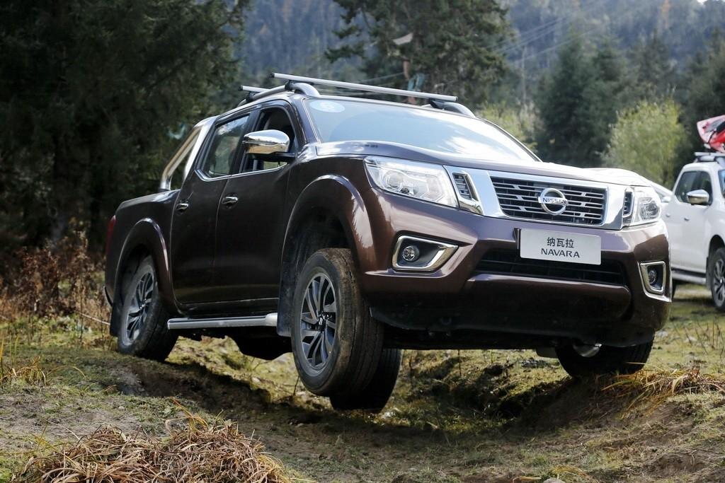 跟suv差别大吗纳瓦拉国六7at版藏区全路况试驾