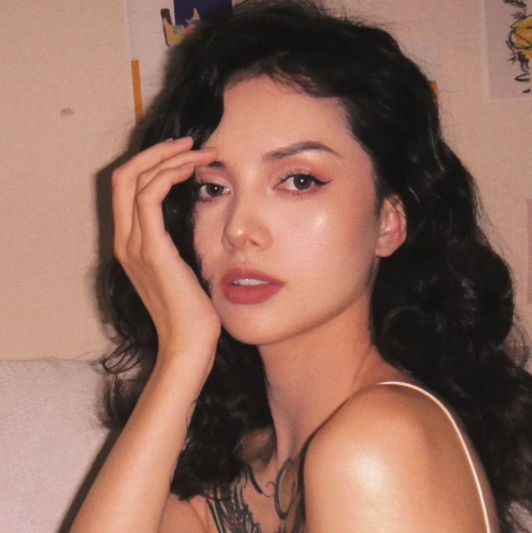 有没有很阳光向上正能量的女生头像