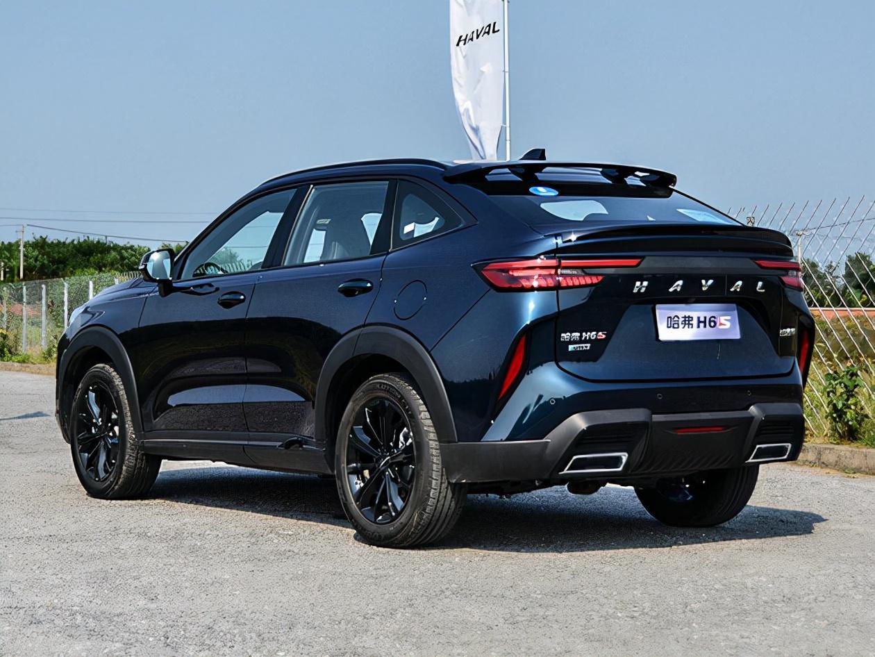 运动与实用相结合试驾哈弗h6s