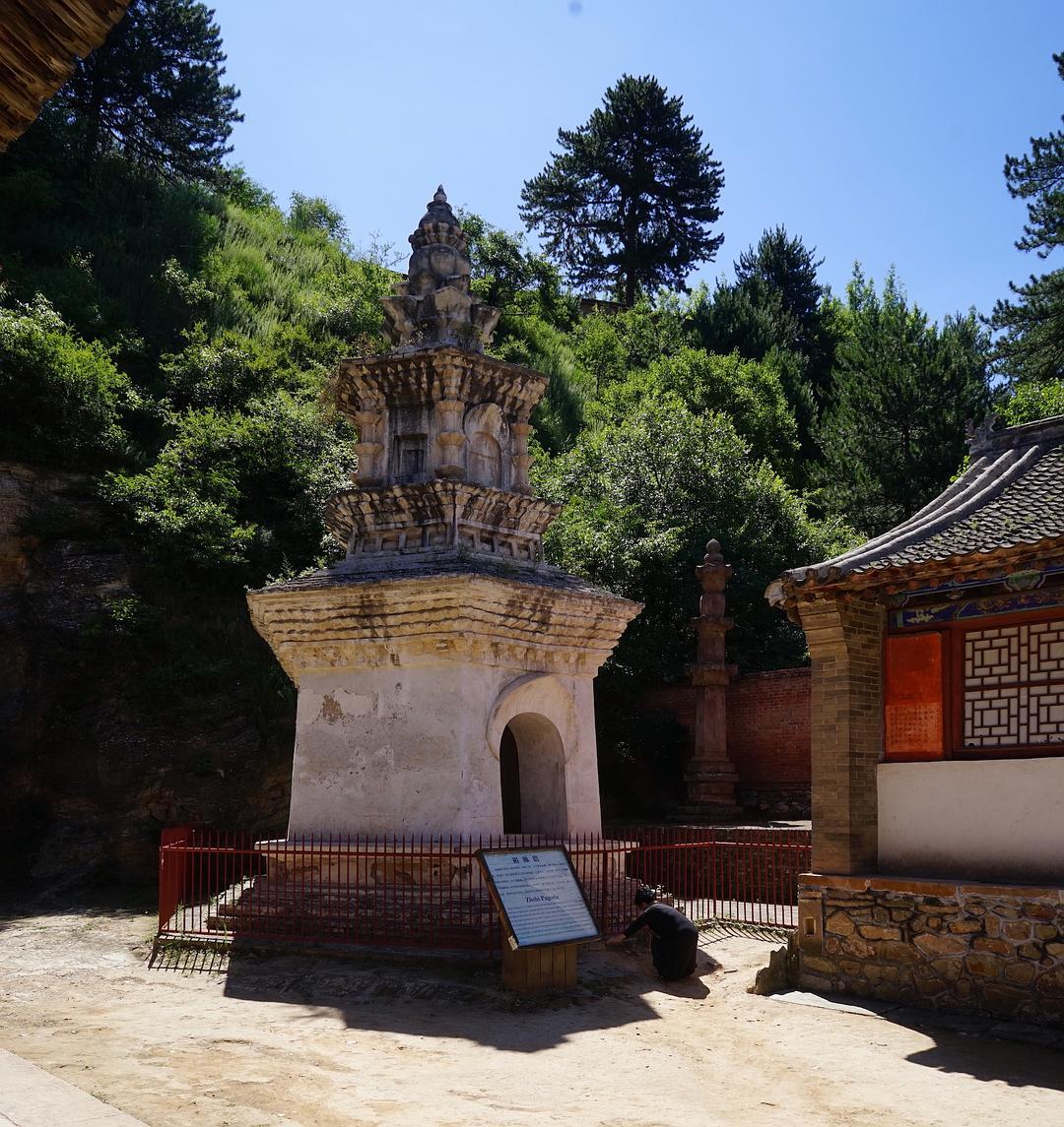 佛光寺东大殿 | 唐风悠悠吹不尽,凿岩建寺已千年 - 知乎