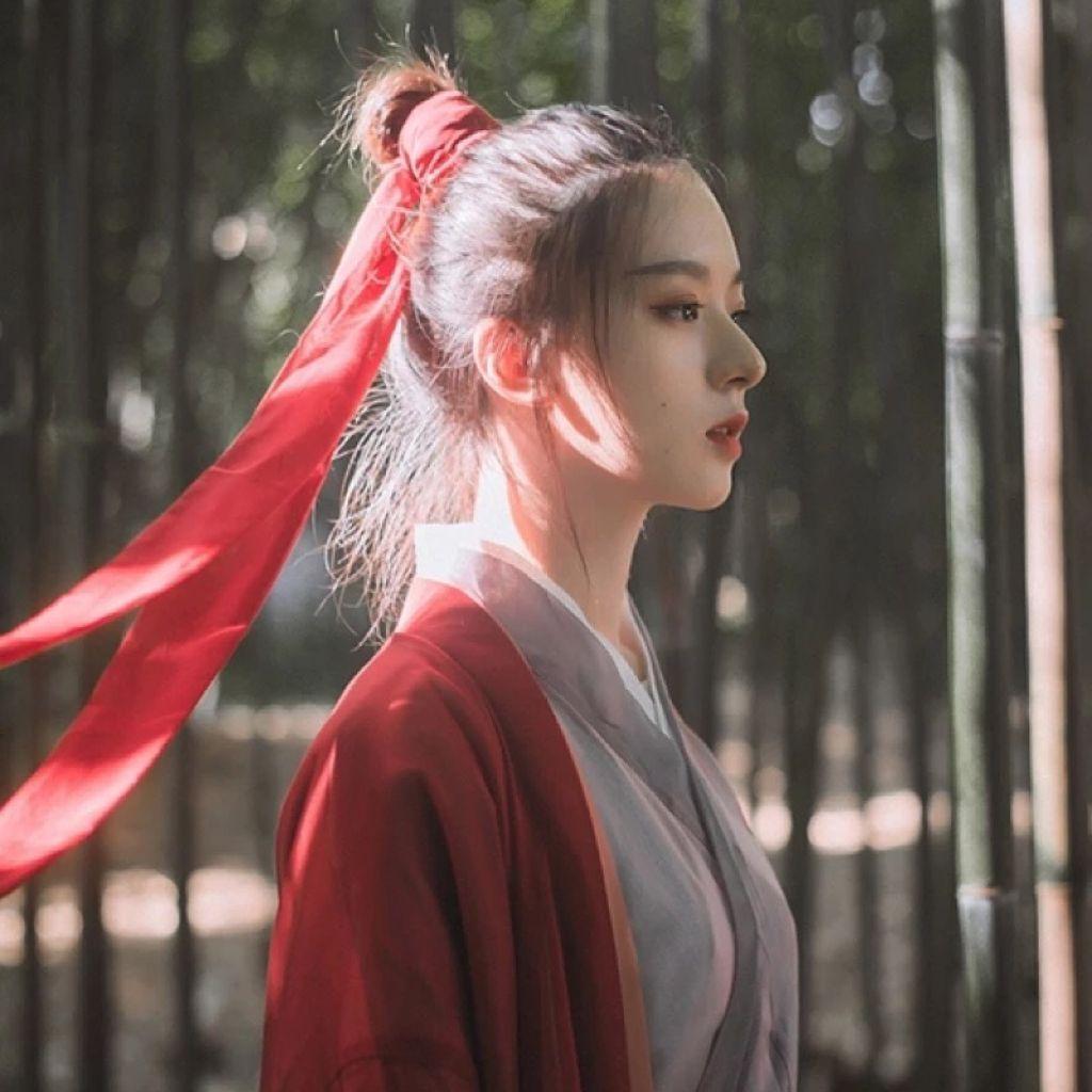 有古风的侠女头像或壁纸吗