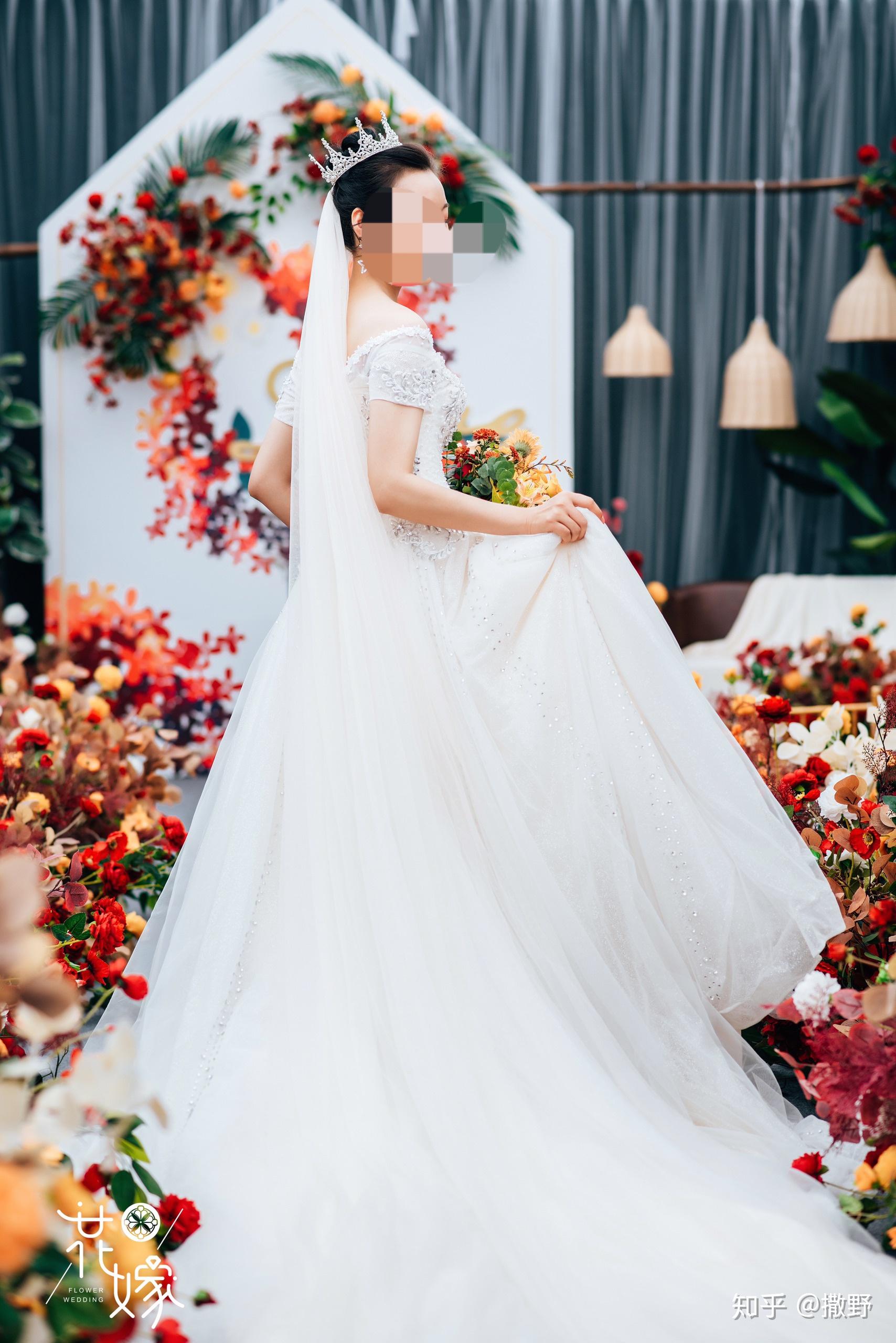 女生结婚是买婚纱好还是租婚纱好? - 知乎