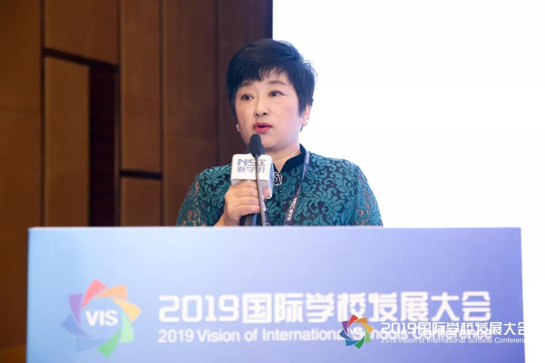 海南枫叶教育大区首席执行官兼总校长王金英:《论枫