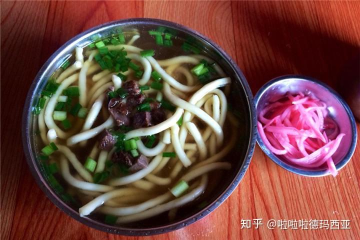 小麦怎么做成面条的 v2-1550b300d909cd737c63092825201120_r.jpg