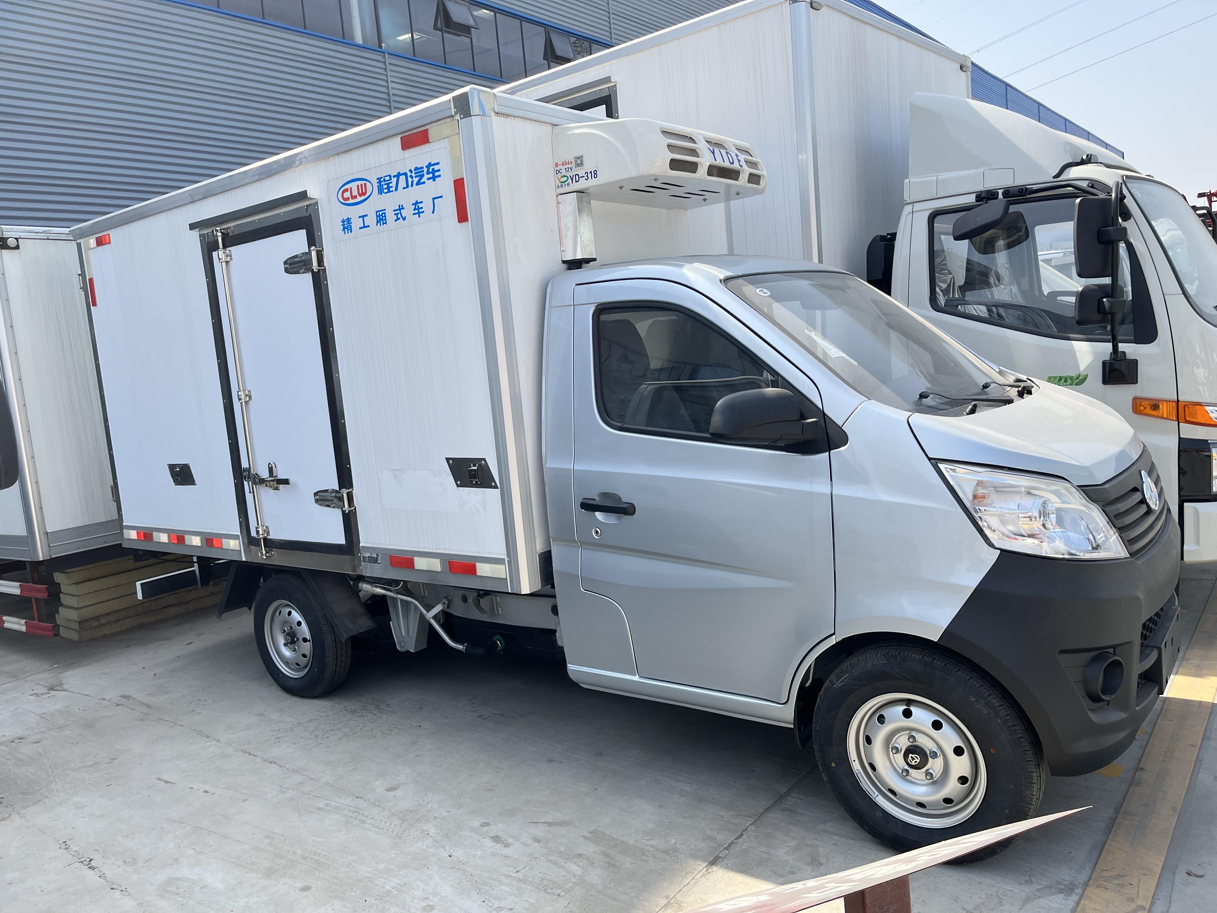 小型恒温车,厢式冷藏车,国六冷链物流运输车厢