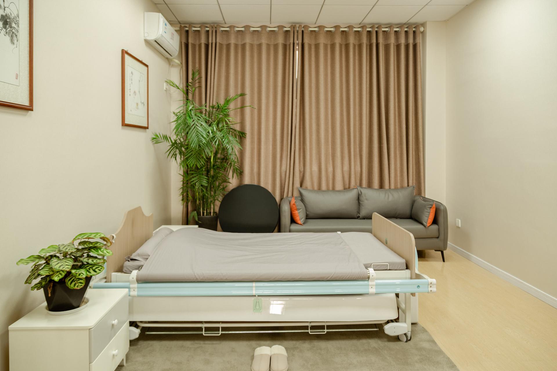 如何护理瘫痪卧床老人？护理床选对很重要！ - 知乎