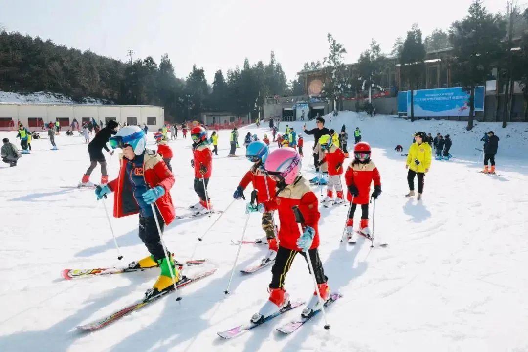 百家乐- 百家乐官方网站- 百家乐在线- Baccarat Online深一度｜谷爱凌一朵绽放女性风采的雪中玫瑰