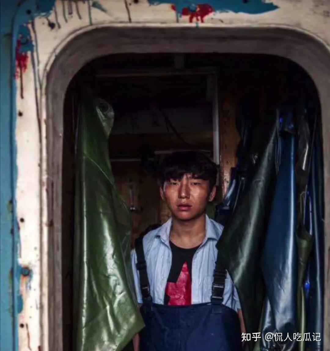 演员阿如那:30岁靠神演技因《狂飙》出圈,可惜长相太丑被群嘲