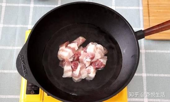 炒糖色教程做法 v2-15dabb5356191aab13695f38569d55e4_r.jpg