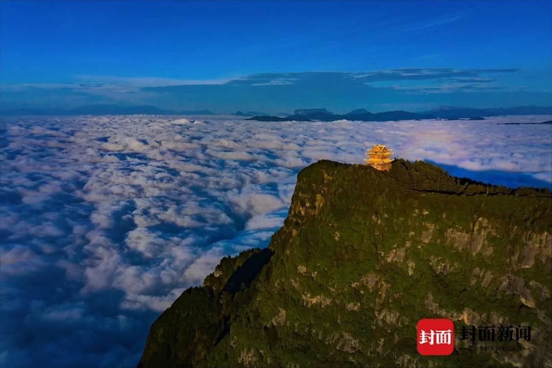 峨眉山最高峰万佛顶 15 年后再开放,高出金顶 20 米,你对峨眉山还有