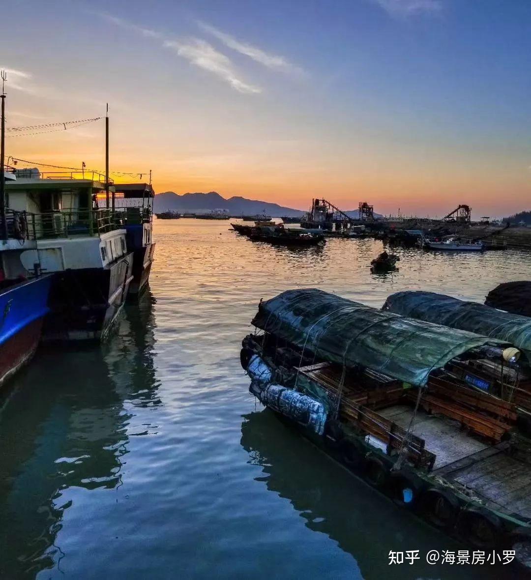 必打卡圣地7红树林湿地公园位于海陵岛东部神前湾远处眺望,活像浮在