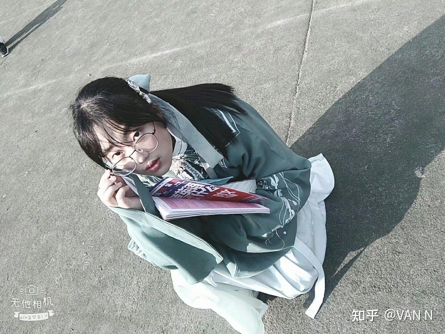 又丑又肥又黑是不是不配穿汉服啊