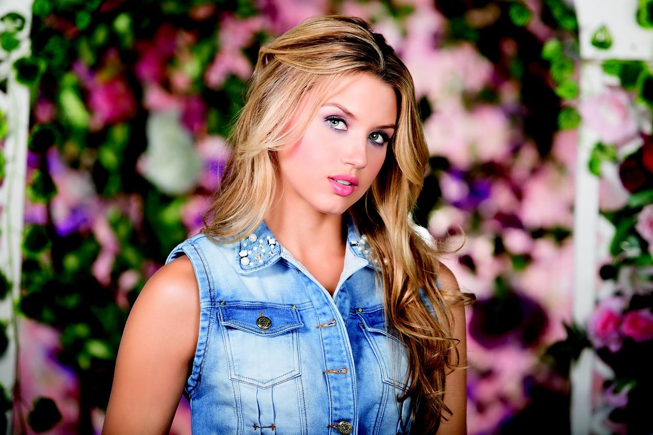 4. 运动型汗衫选