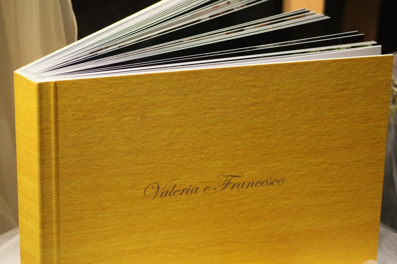 qq空间装扮怎么赠送