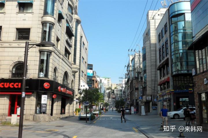 首尔爱豆演艺公司时尚游玩江南一日游