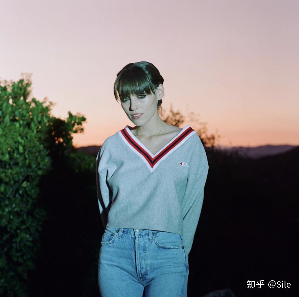 如何评价美国女歌手sashasloan