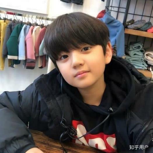 哪个童星适合演白夜行里小时候的桐原亮司