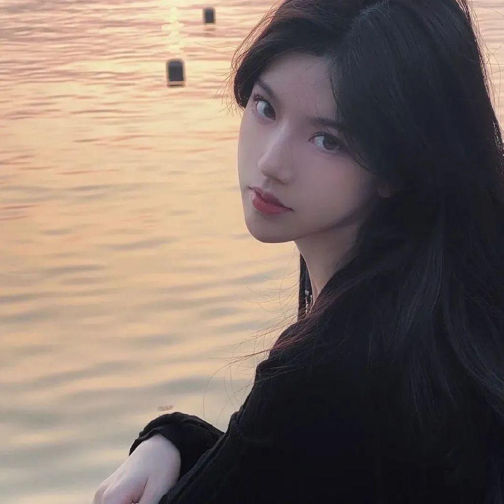 有没有一些又仙又飒的女生头像? - 知乎