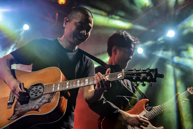 对酒当歌,宁夏摇滚帮的快意人生