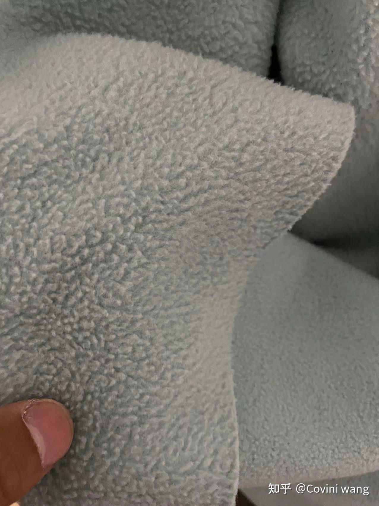 仿羊羔绒和羊羔绒外套有什么区别?清洗方式有何不同?仿羊羔绒会更耐洗吗? - 知乎