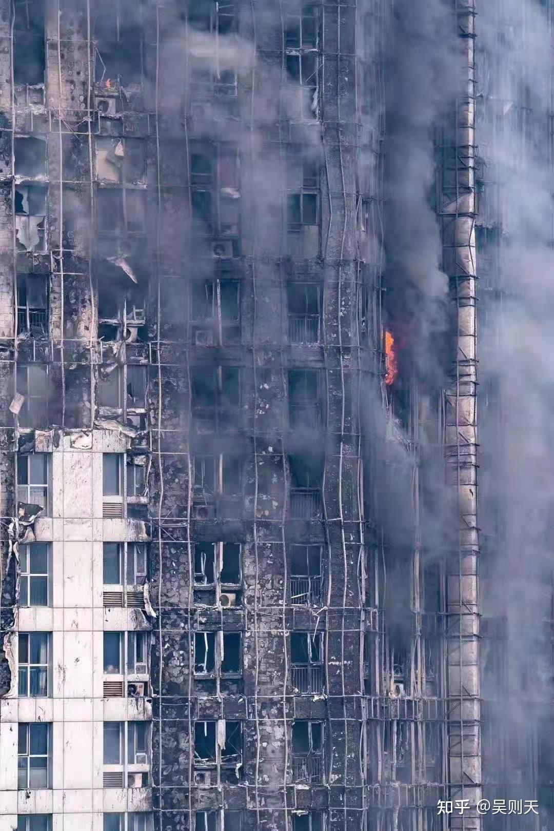 河北石家莊眾鑫大廈發生高樓大火災如何自助逃生與救助怎麼樣的後續