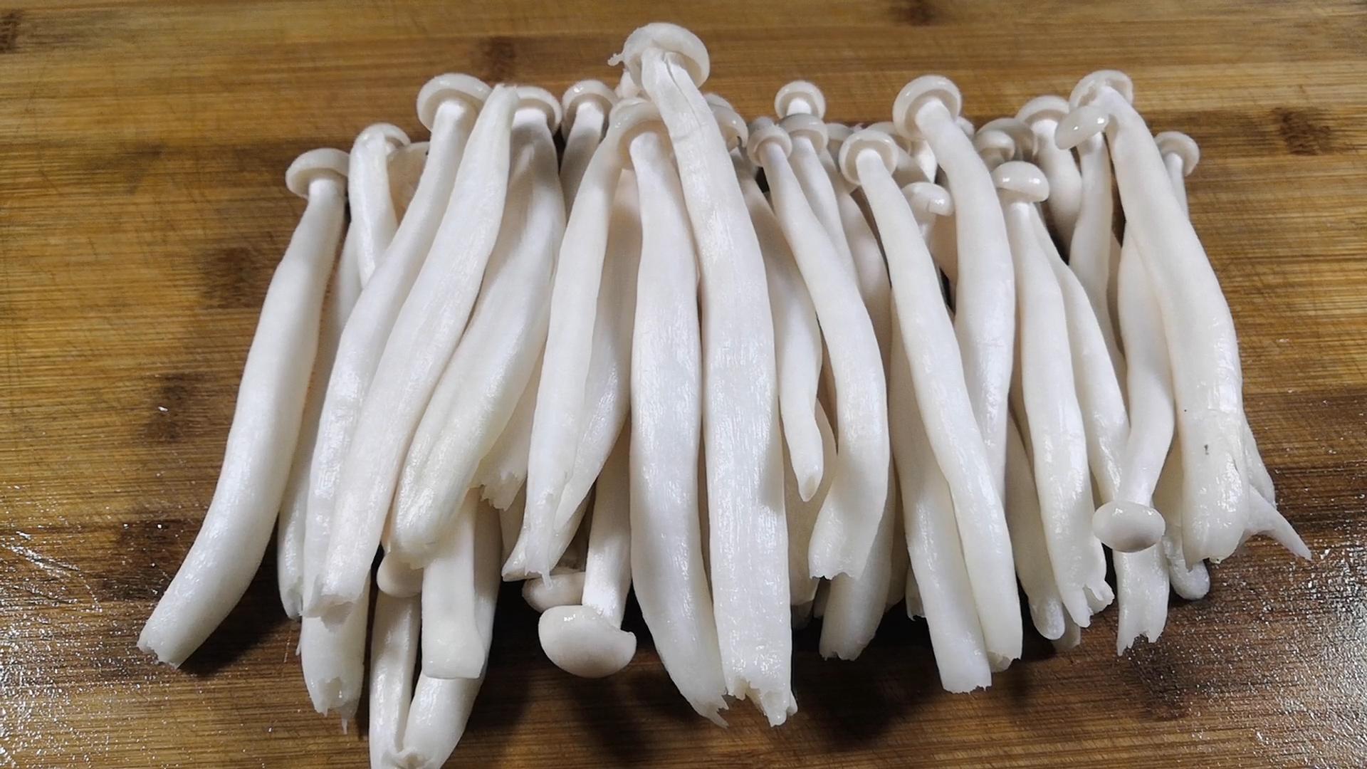 30年老保姆教我拿手绝活,土豆插一把叉子,还有这妙用,真厉害