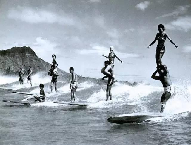 追溯到20世纪的双人冲浪历史