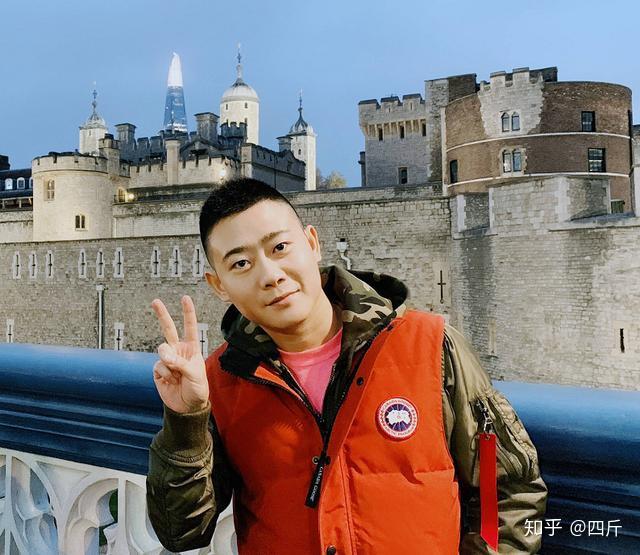 李鹤东是郭德纲"儿子",谢金算是外人