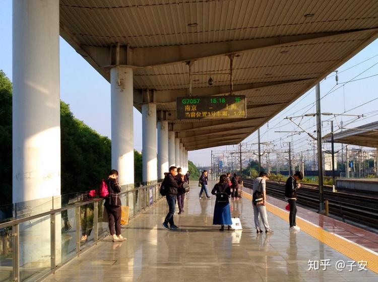 沪宁城际小站探访10戚墅堰站