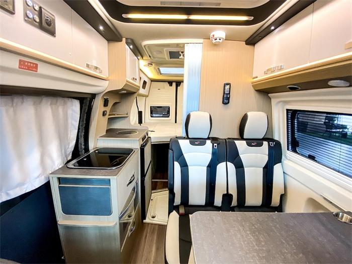 房车兄弟瑞弗启界r500b型房车成就旅途生活新高度