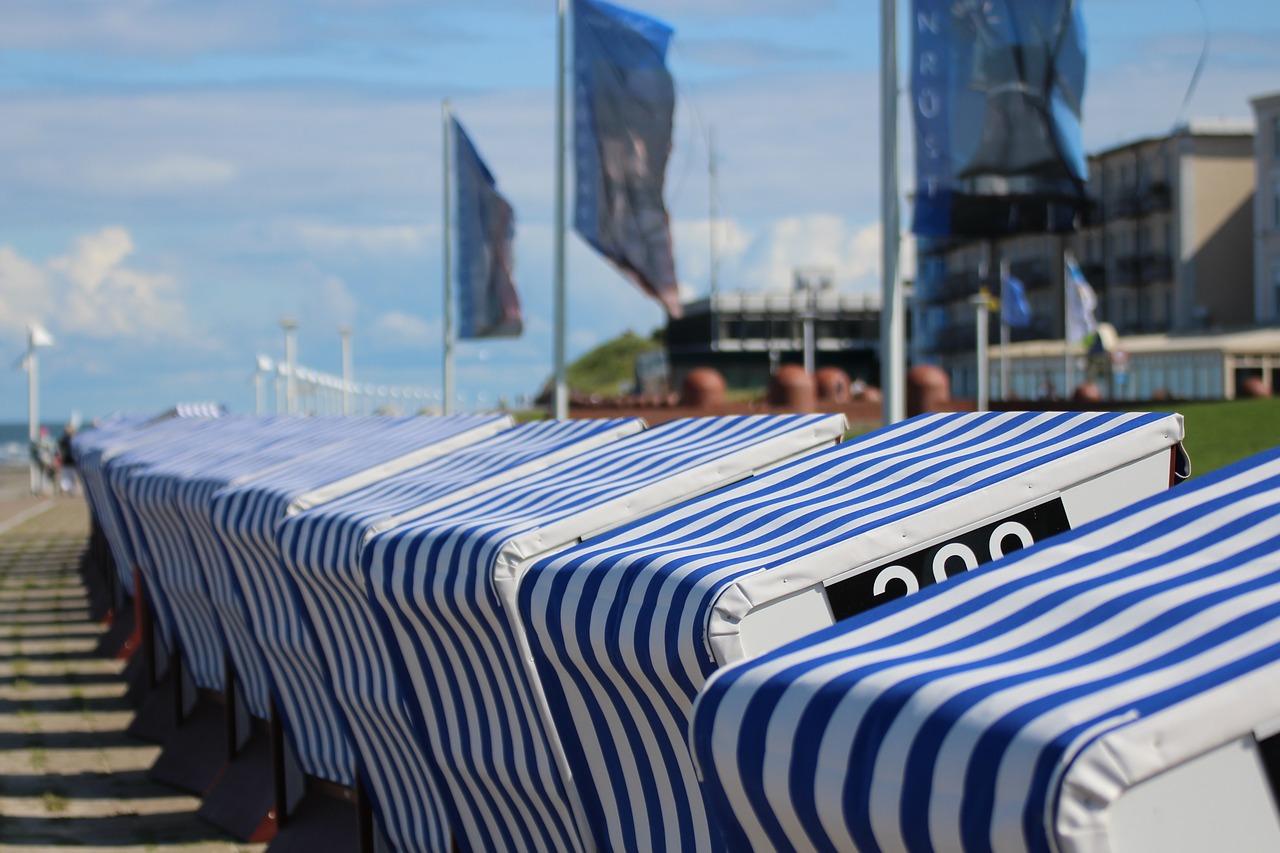 2. 椅面细节刻画