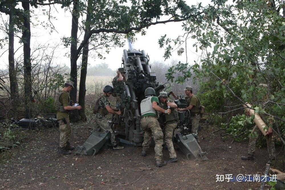 天空新闻:愤怒的镜头似乎显示乌克兰战俘被俄罗斯士兵阉割