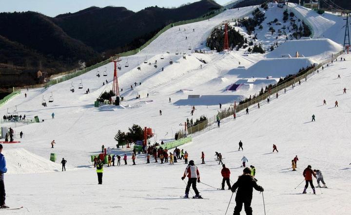 西安沣峪庄园滑雪场