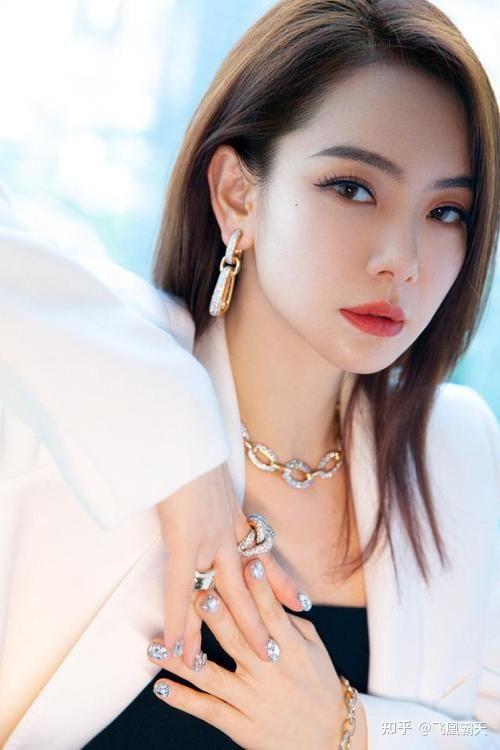 国内有哪些御姐范,气场很强的女明星? - 知乎