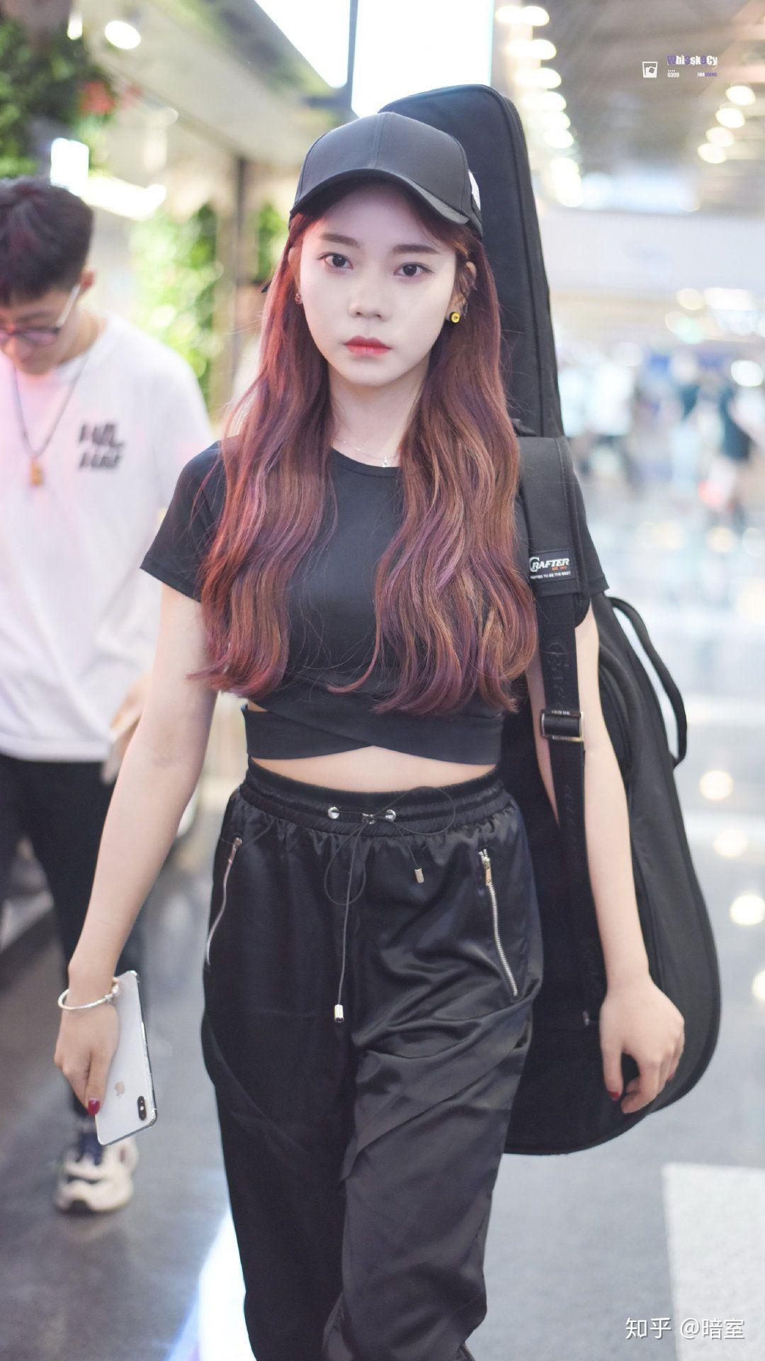 有没有创造101紫宁的美图?或者说说紫宁的资源经历之类的?