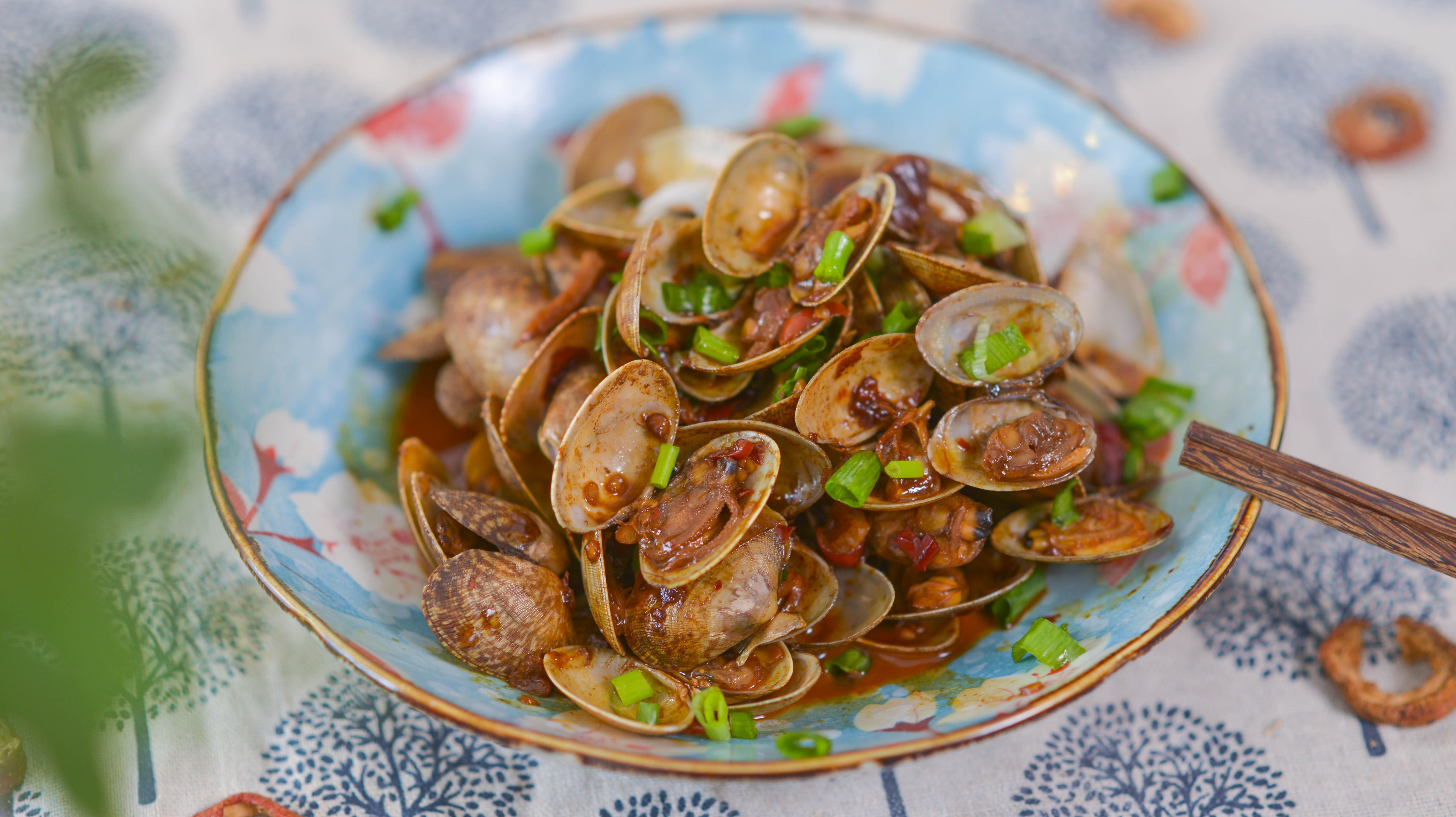 酒蒸蛤蜊的简单做法