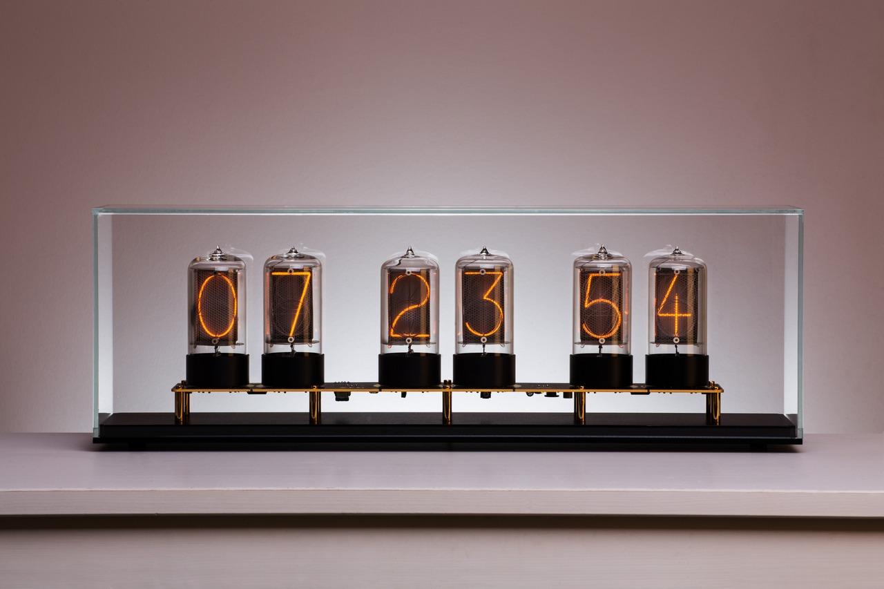 古老的技术(一):辉光管(Nixie tube) - 知乎
