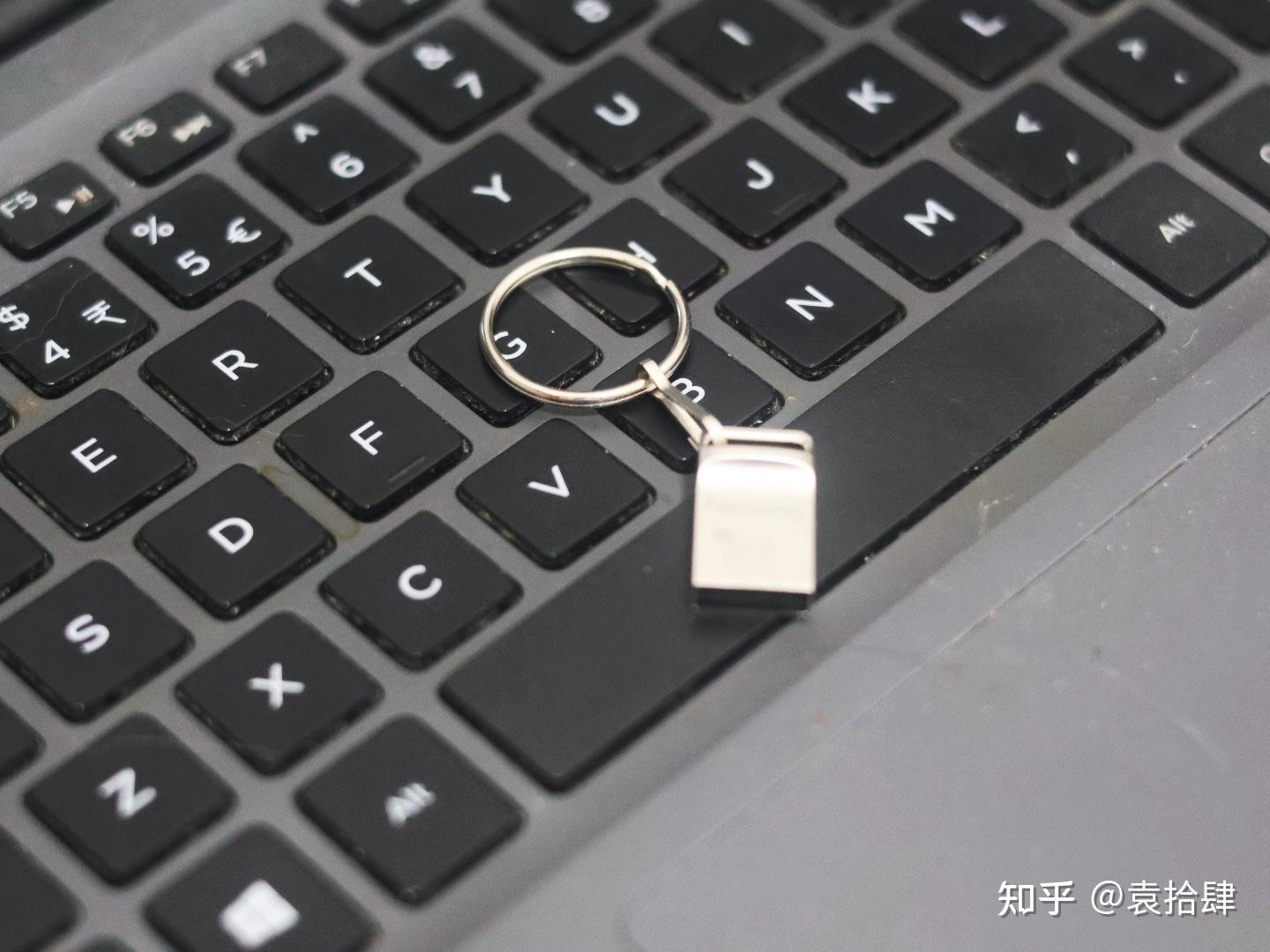 手机内存常年告急?618别盲目换手机!梵想 NAS U盘 P1:3分钟 0 成本把旧电脑变身私有云,到底香不香?