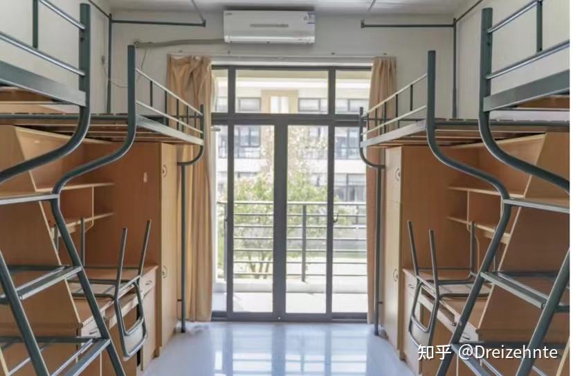 上海应用技术大学宿舍图片