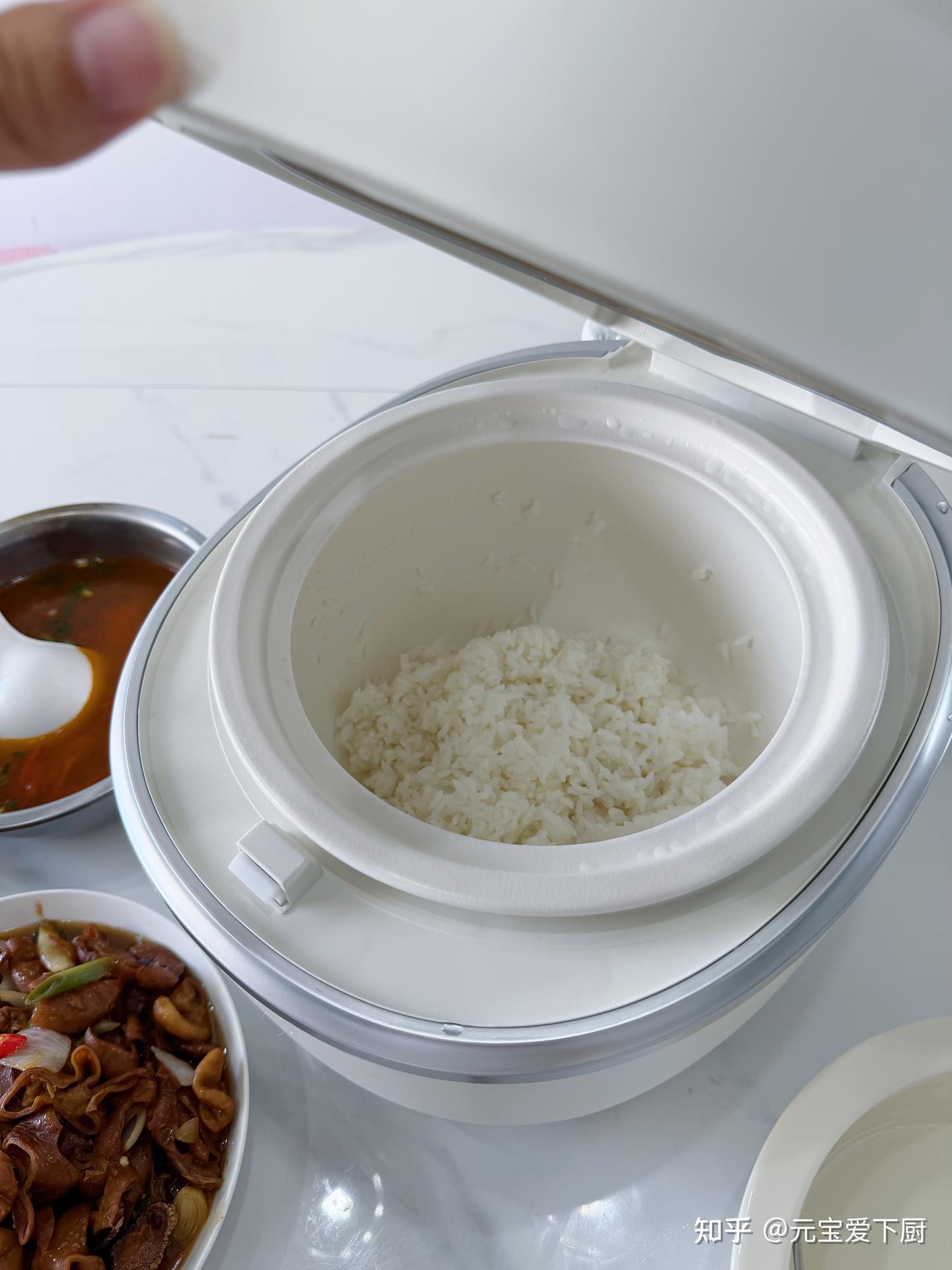 从煮饭到炖汤,一台电饭煲能否胜任多种烹饪需求?
