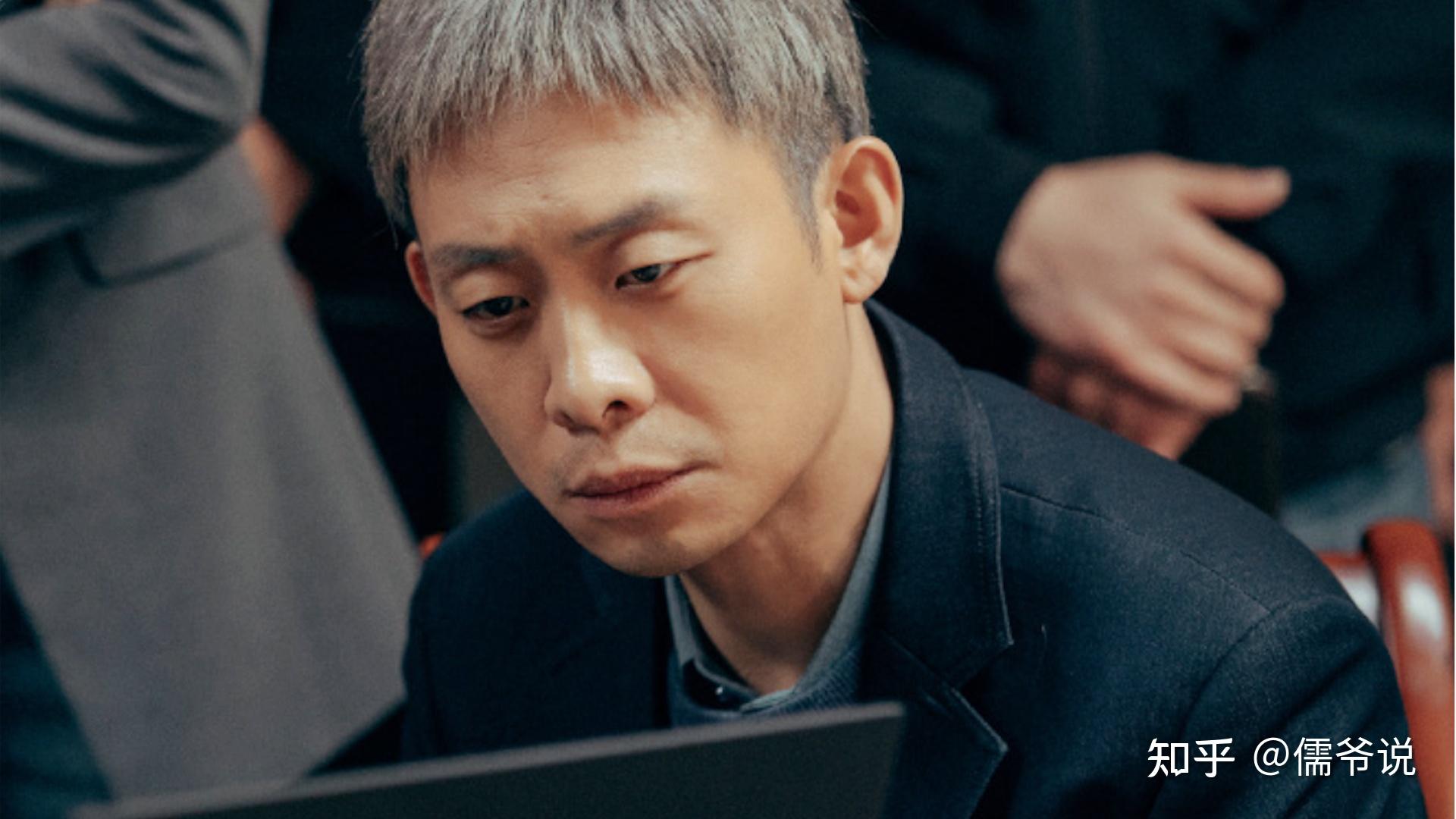 张译新剧他是谁中再演警察预告中现杀鱼桥段狂飙导演发声回应烂尾