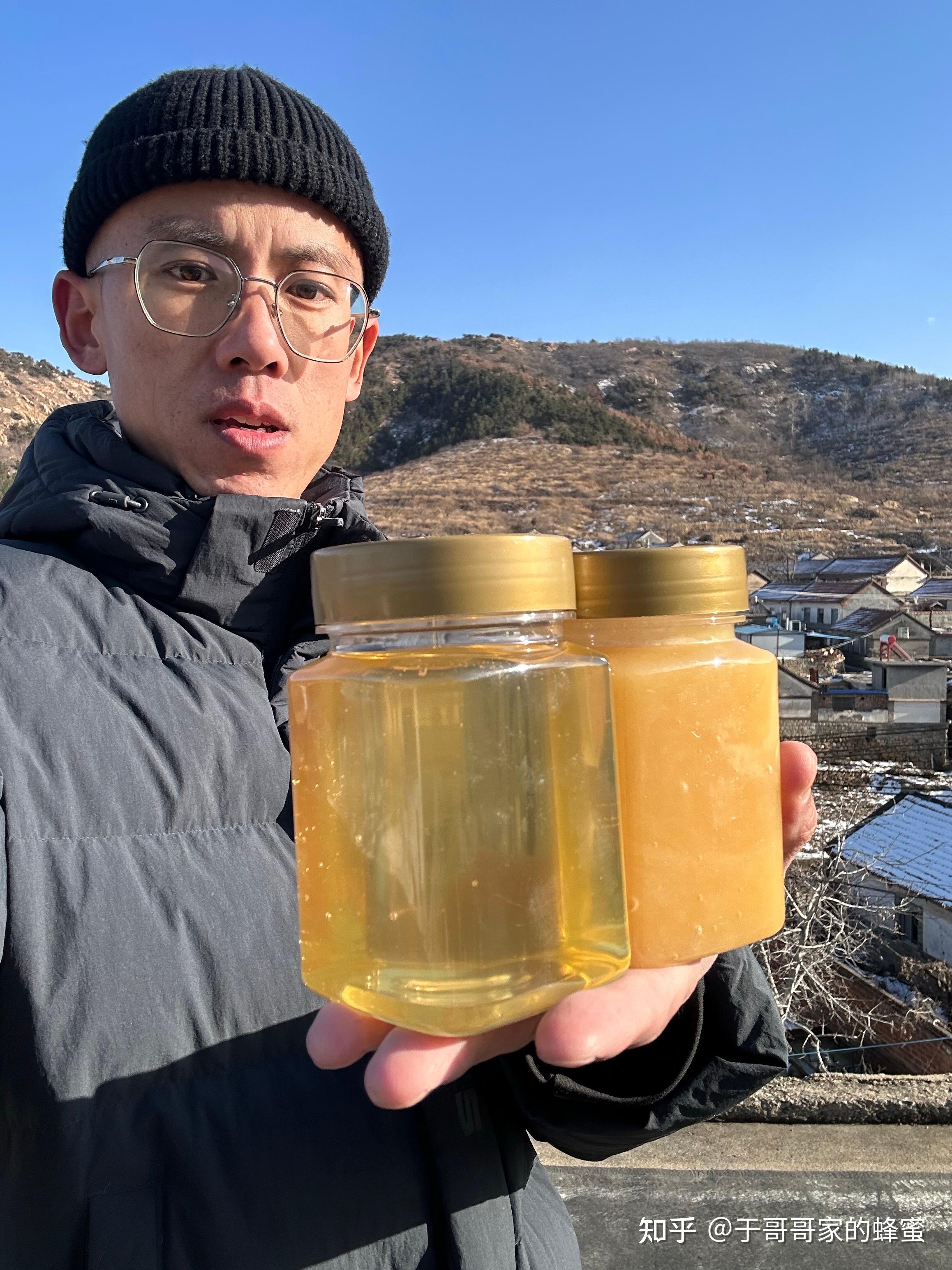 蜂蜜放时间长了还可以用吗(蜂蜜放时间长了还能喝吗?)