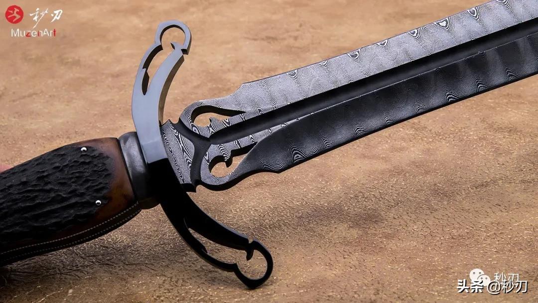 华丽的短剑透露着幽邃气息裹挟着黑暗之力