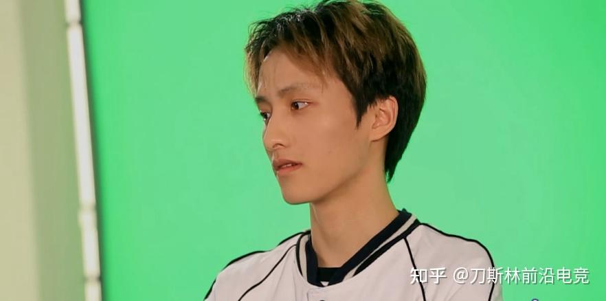 dota2ame具有高话题度原因在哪欧宝电竞实力与颜值并存