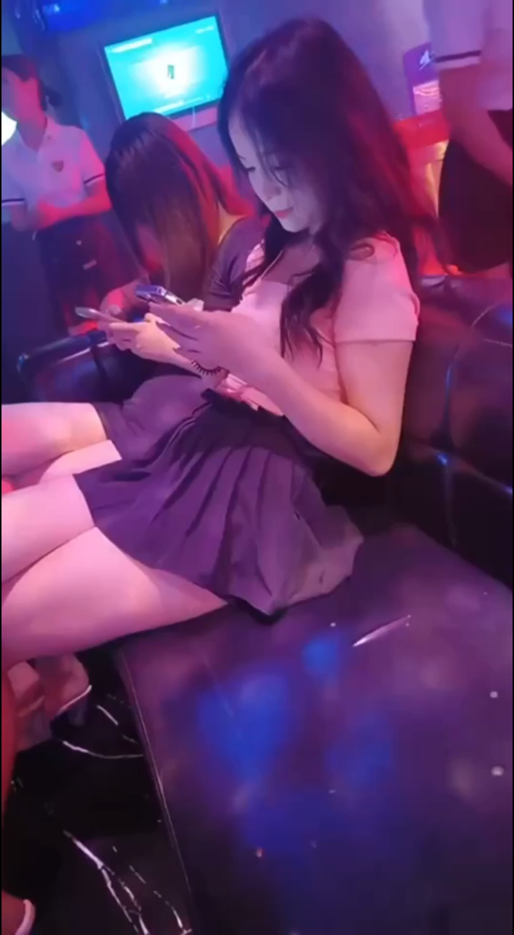 为什么夜店的女孩子都这么漂亮