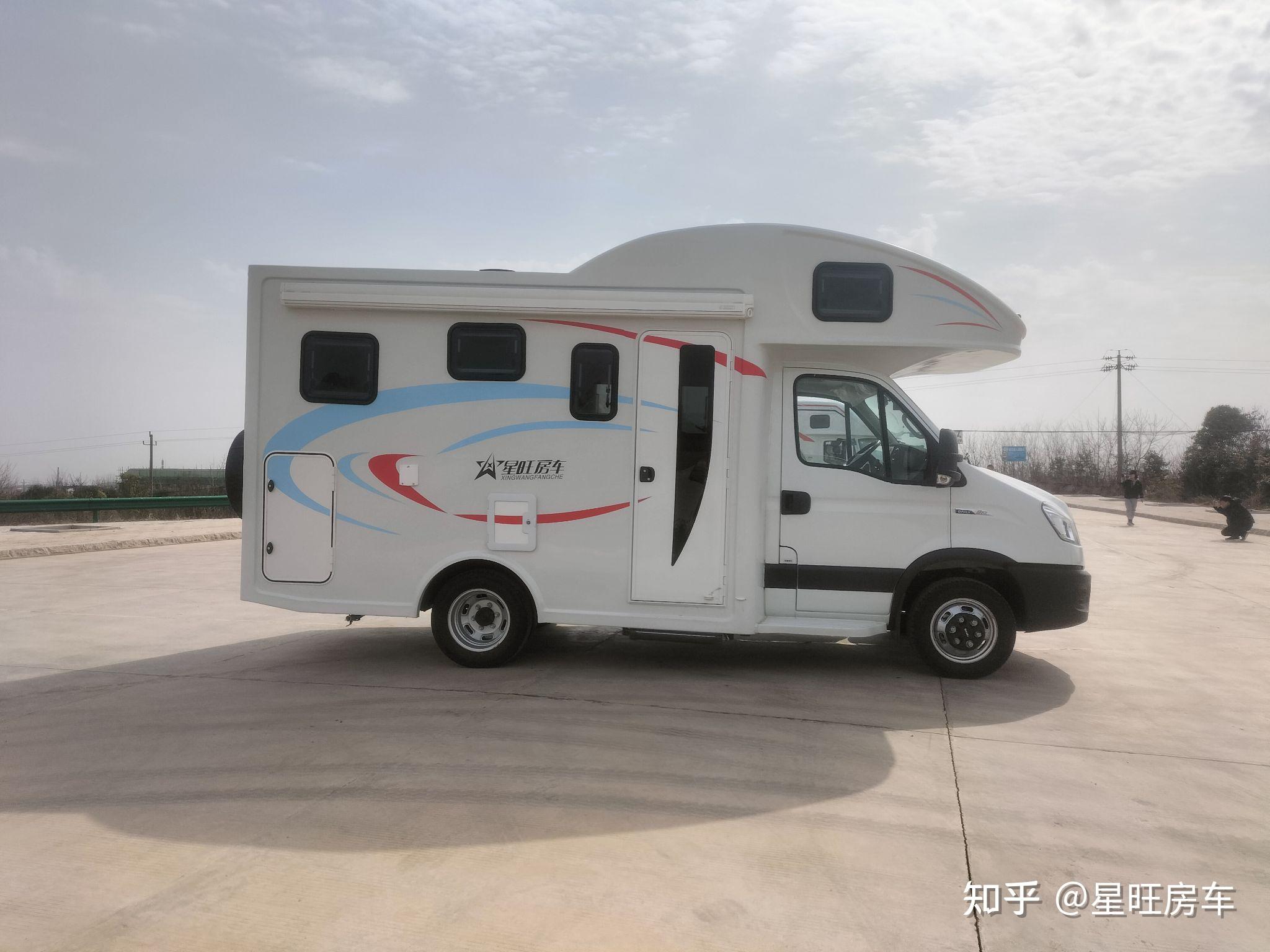 依维柯欧胜大额头c型8at自动挡