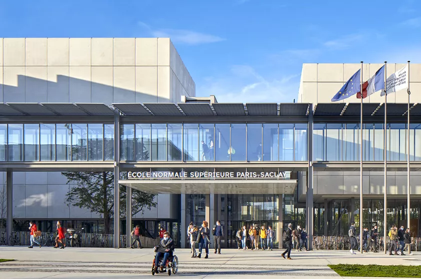 巴黎萨克雷大学在 2020软科世界大学学术排名(arwu)中排名全球第 14