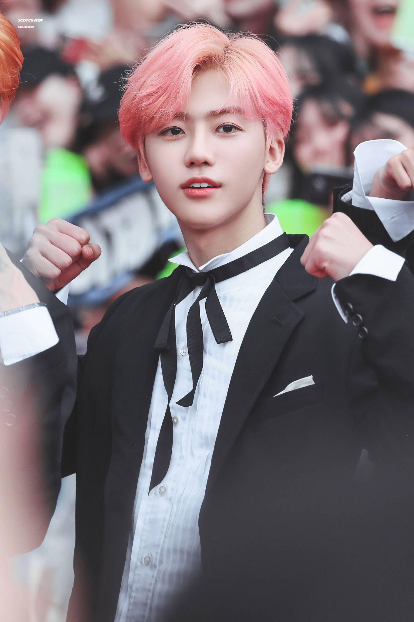 罗渽民有哪些神图? - 知乎