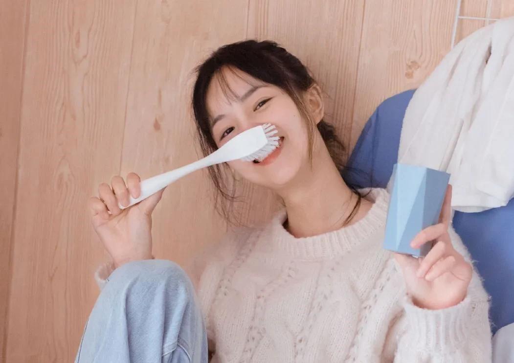 怎么说话才能让女孩子喜欢 v2-19299dc7b1a3e7ca0b8f791d9c06a18a_1440w.jpg?source=172ae18b